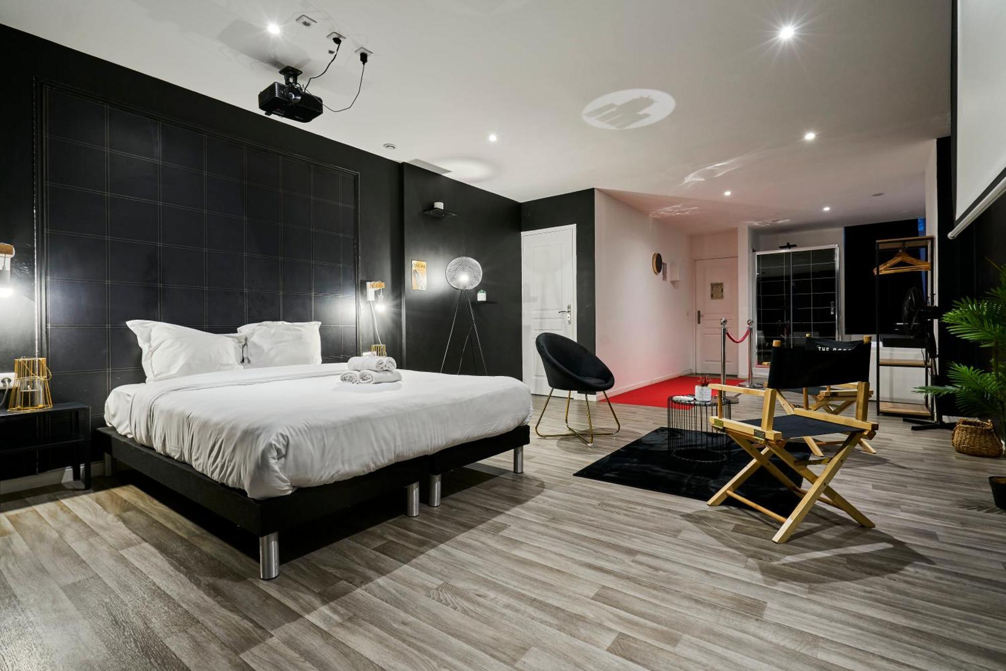 Ng Suitehome - Lille I Roubaix Centre I Grand Place - Balneo - Netflix - Wifi Екстер'єр фото