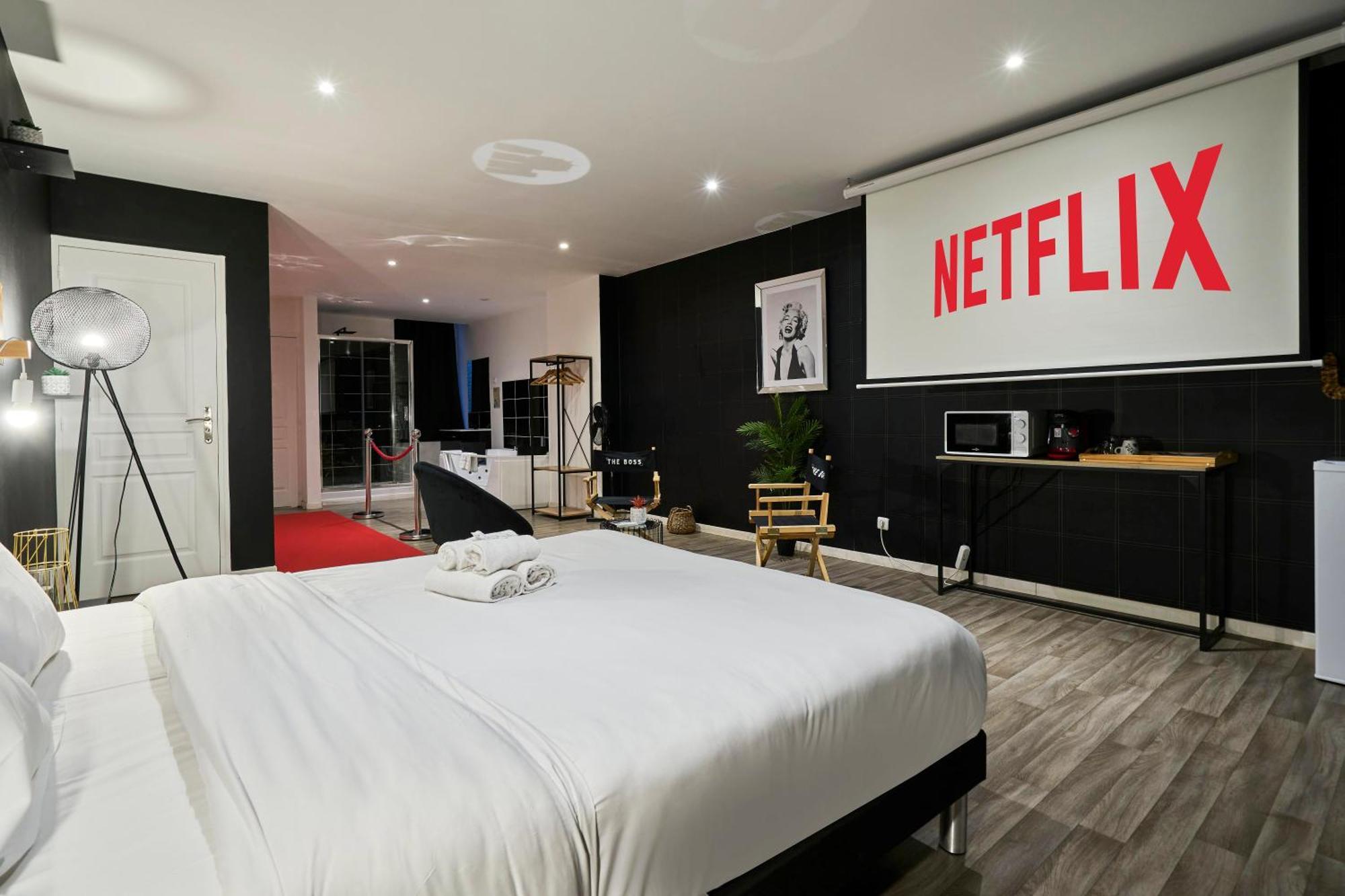 Ng Suitehome - Lille I Roubaix Centre I Grand Place - Balneo - Netflix - Wifi Екстер'єр фото