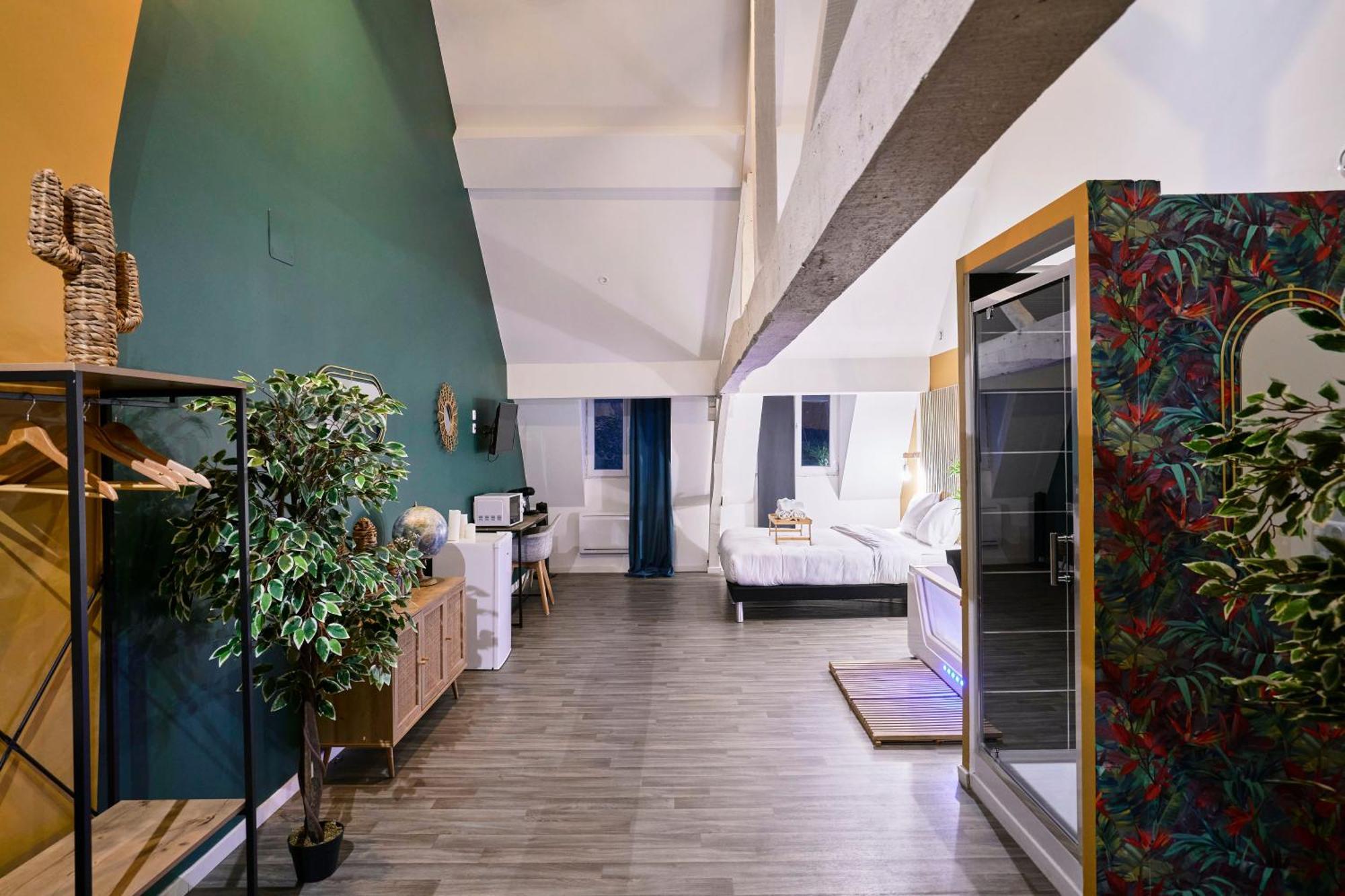 Ng Suitehome - Lille I Roubaix Centre I Grand Place - Balneo - Netflix - Wifi Екстер'єр фото
