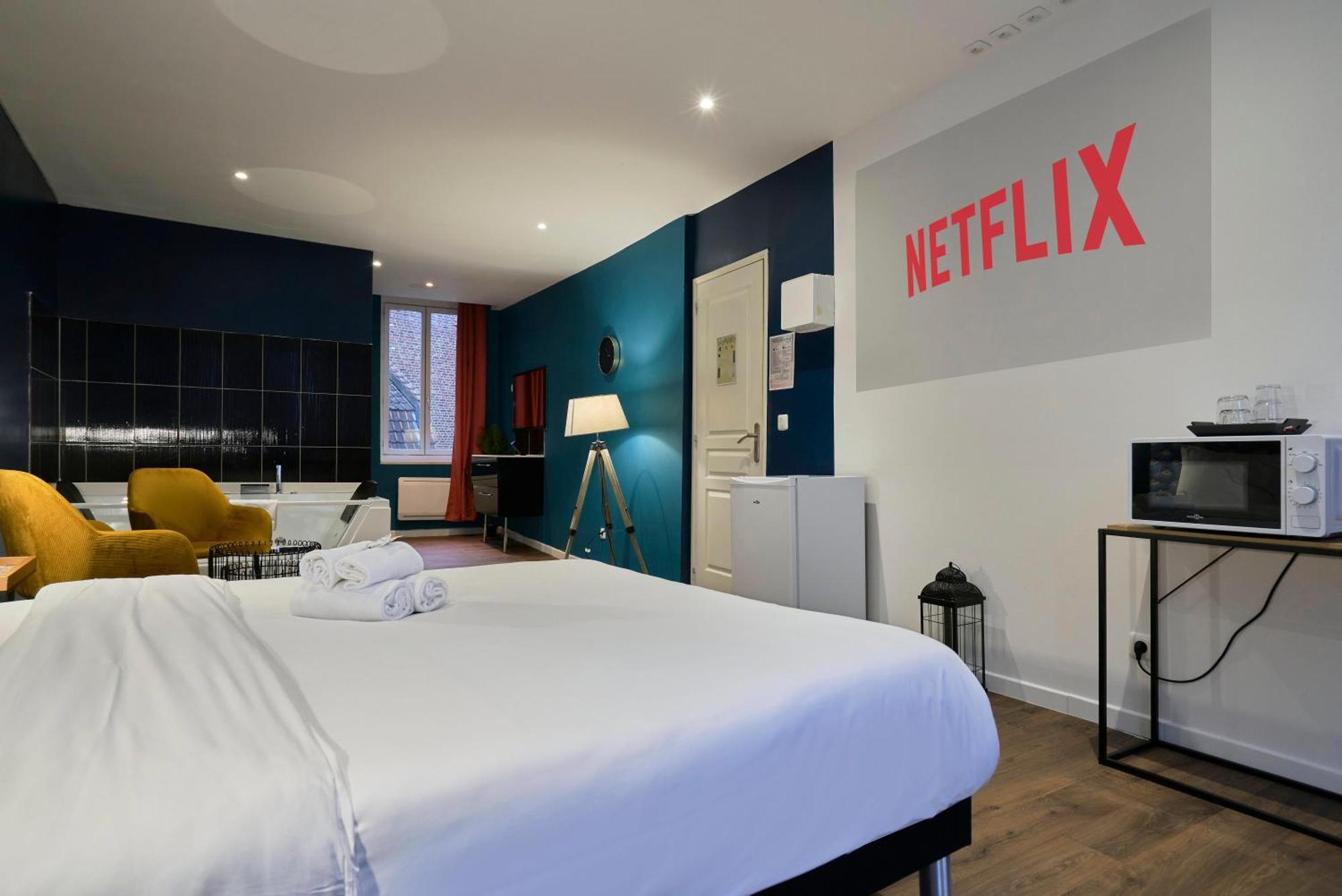Ng Suitehome - Lille I Roubaix Centre I Grand Place - Balneo - Netflix - Wifi Екстер'єр фото
