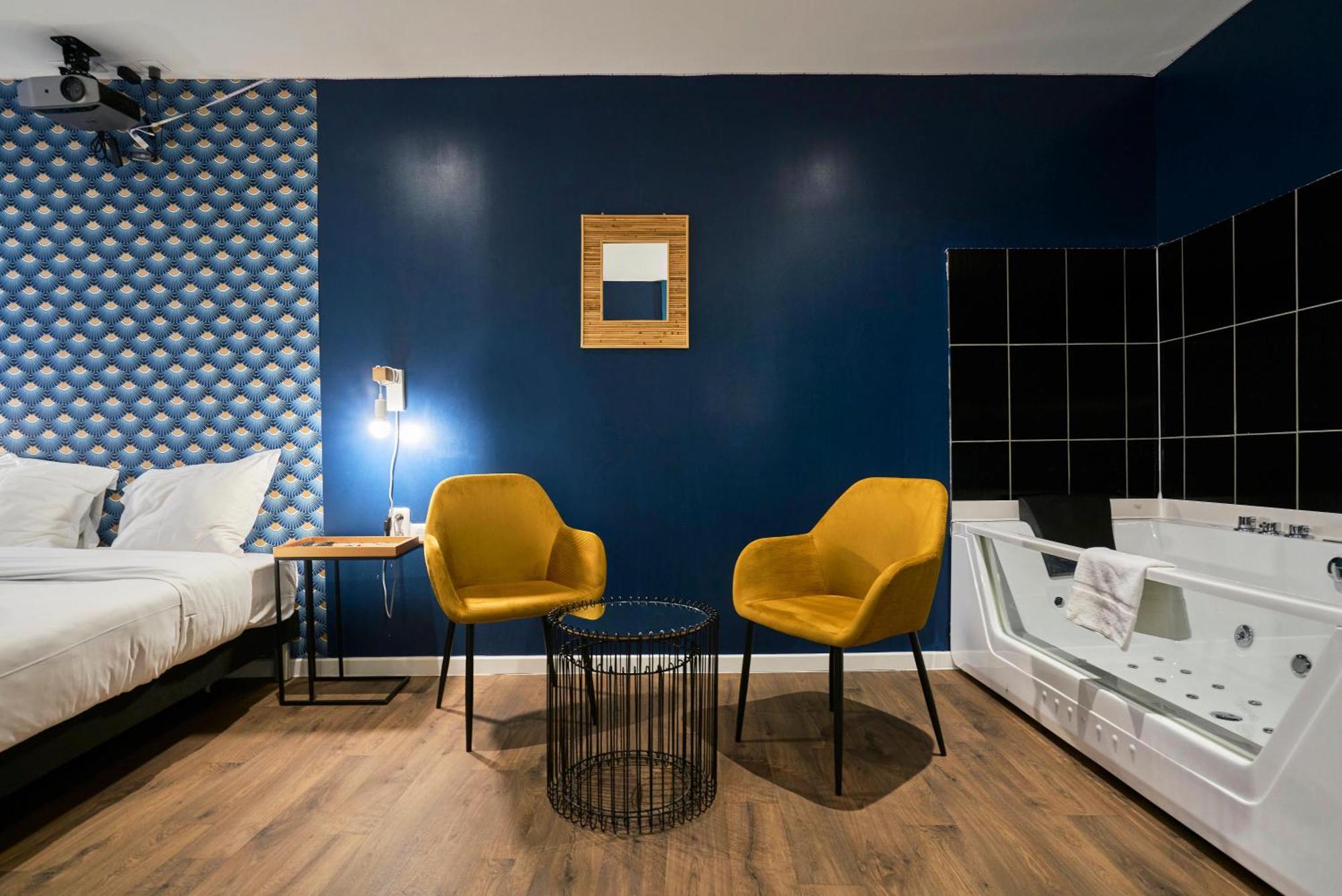 Ng Suitehome - Lille I Roubaix Centre I Grand Place - Balneo - Netflix - Wifi Екстер'єр фото
